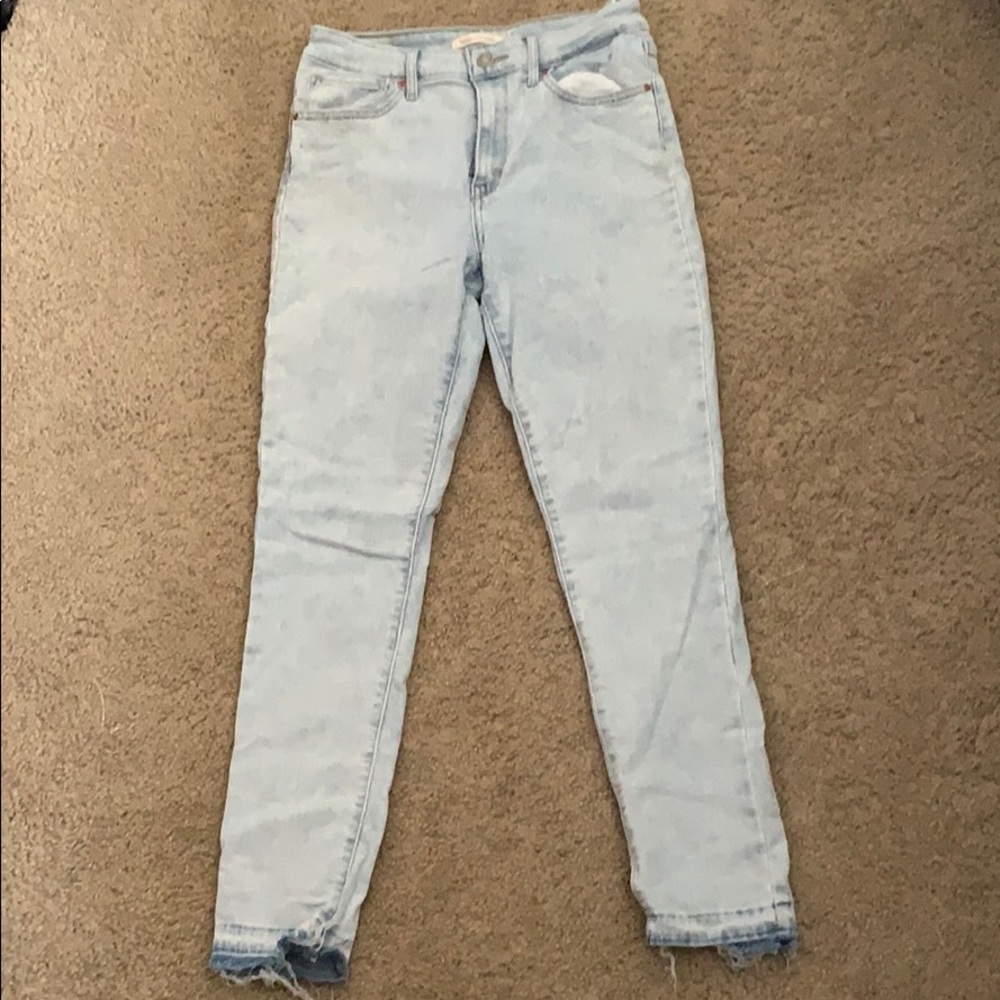 Levi’s high waisted jeans